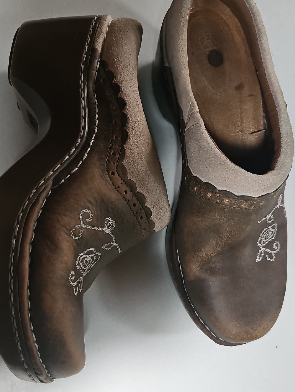 Ariat Brown Leather Embroidered Clogs with Tan Suede Trim